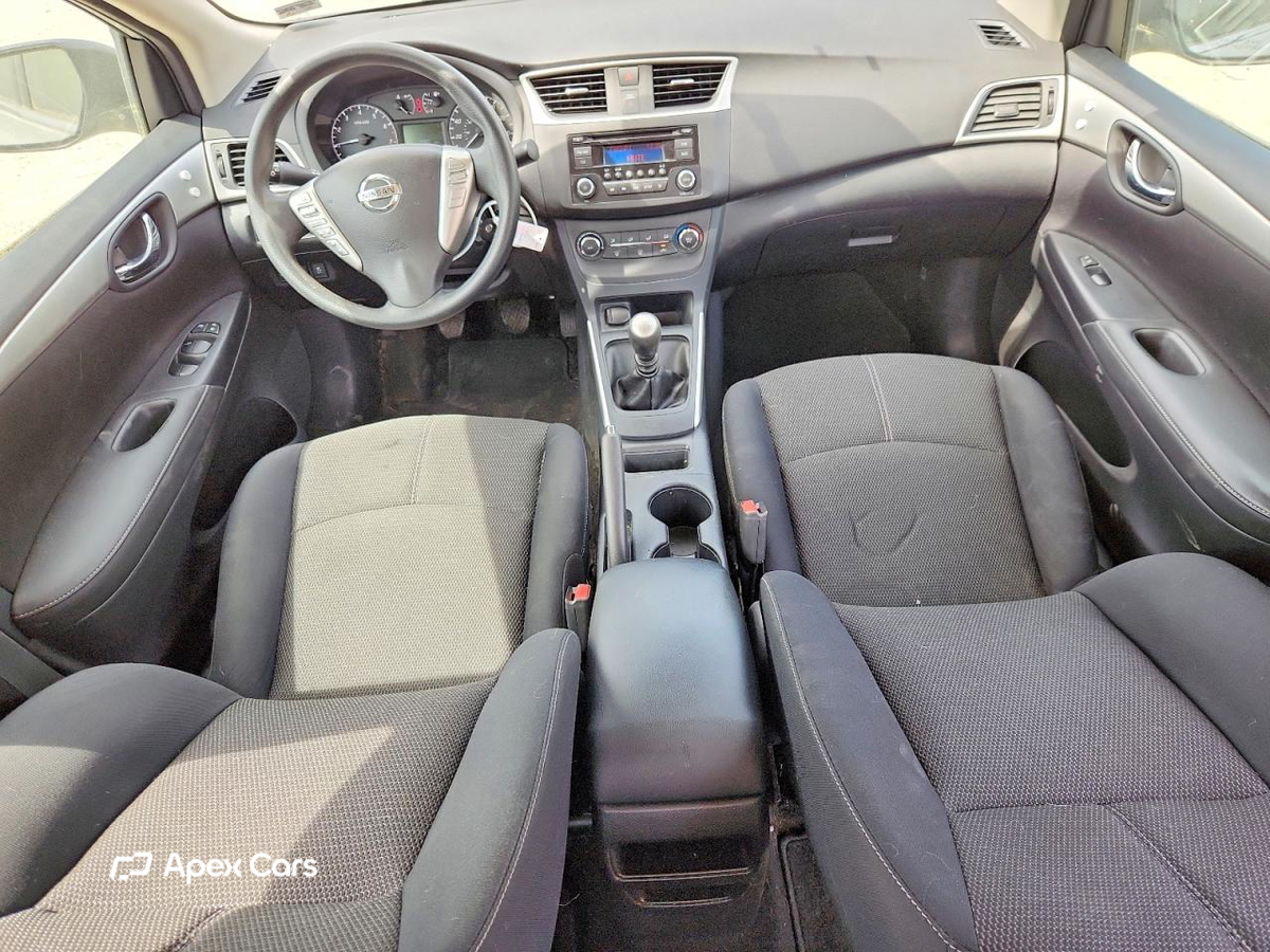 Nissan Sentra 2017