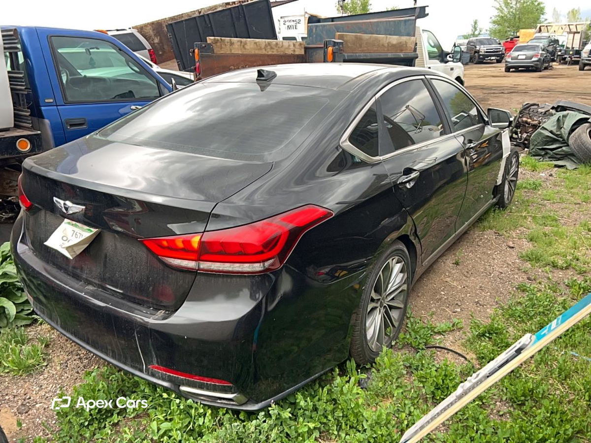 Hyundai Genesis 2015