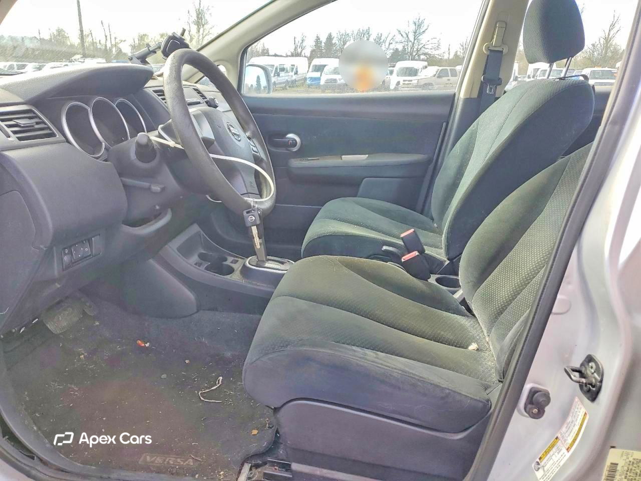 Nissan Versa 2011