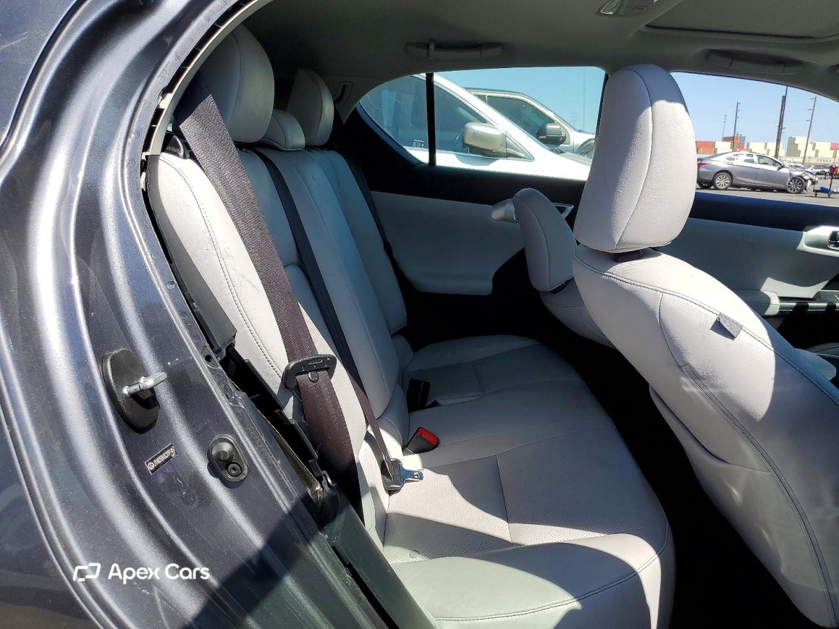 Lexus CT 2012