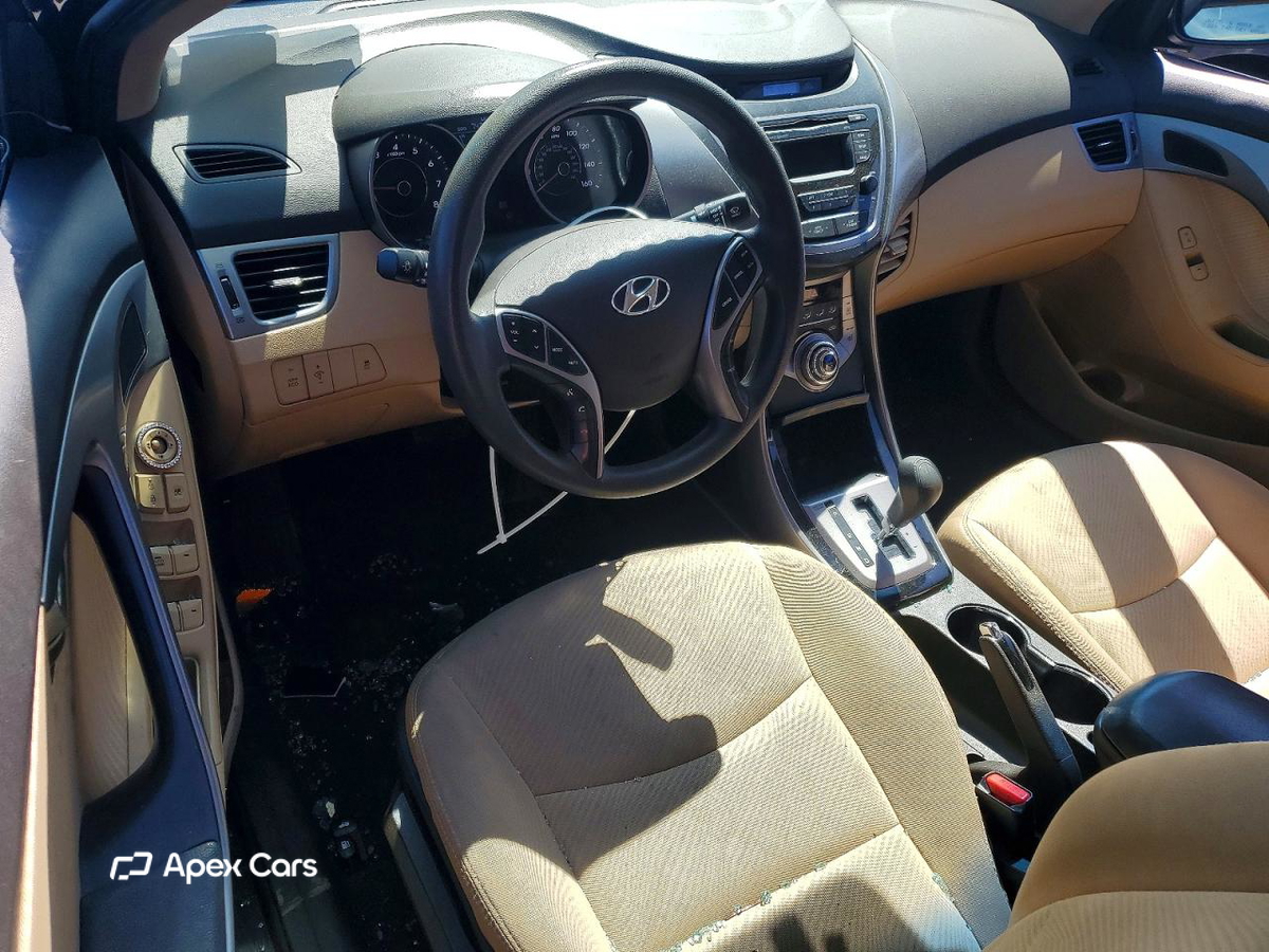 Hyundai Elantra 2013