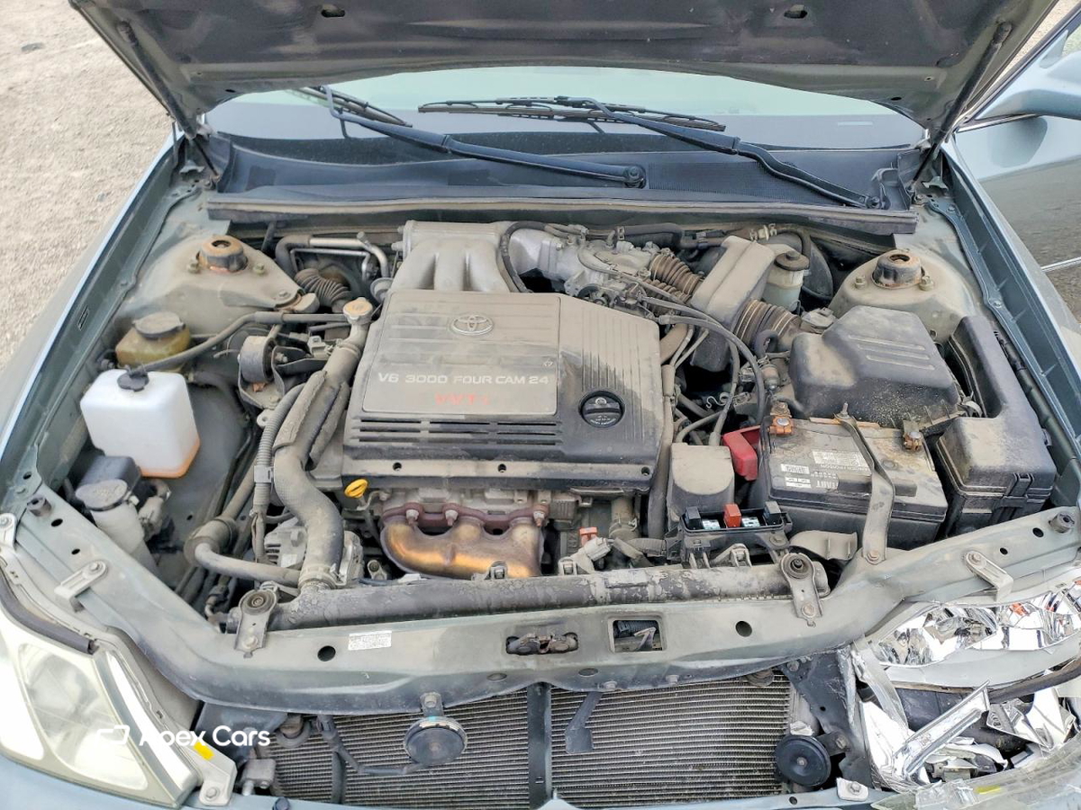 Toyota Avalon 2004