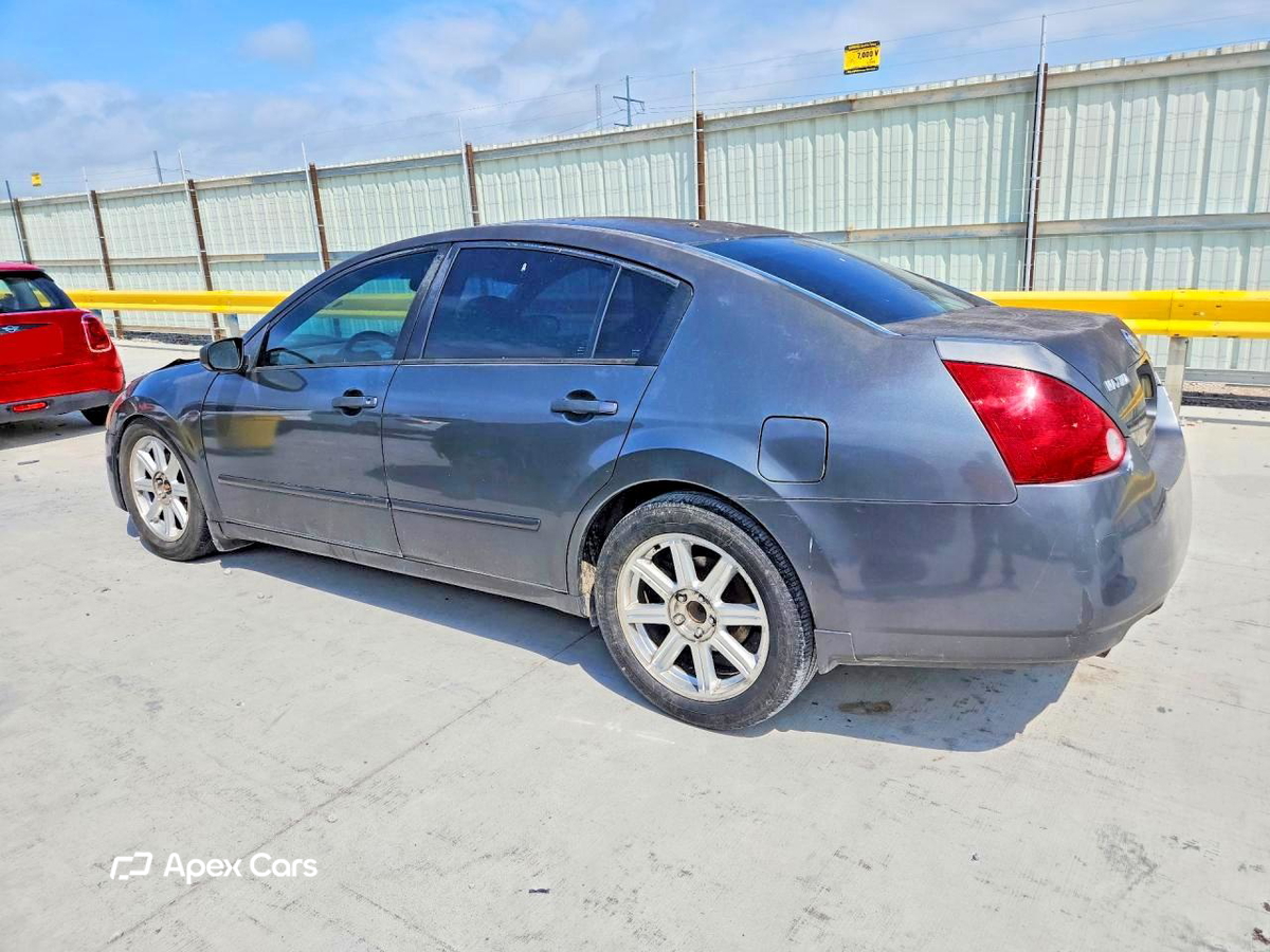 Nissan Maxima 2005