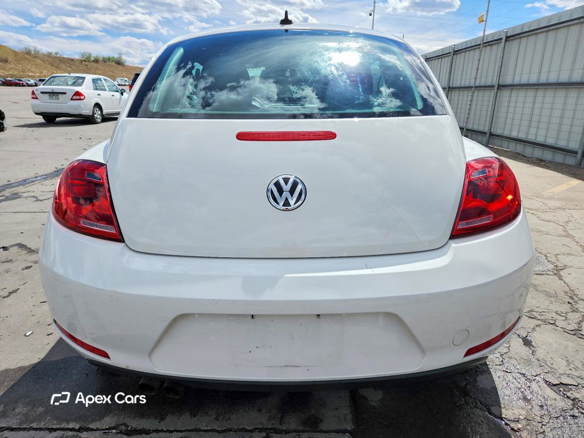 Volkswagen Beetle 2014