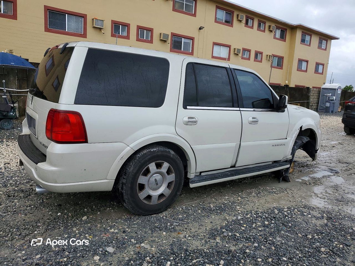 Lincoln Navigator 2005