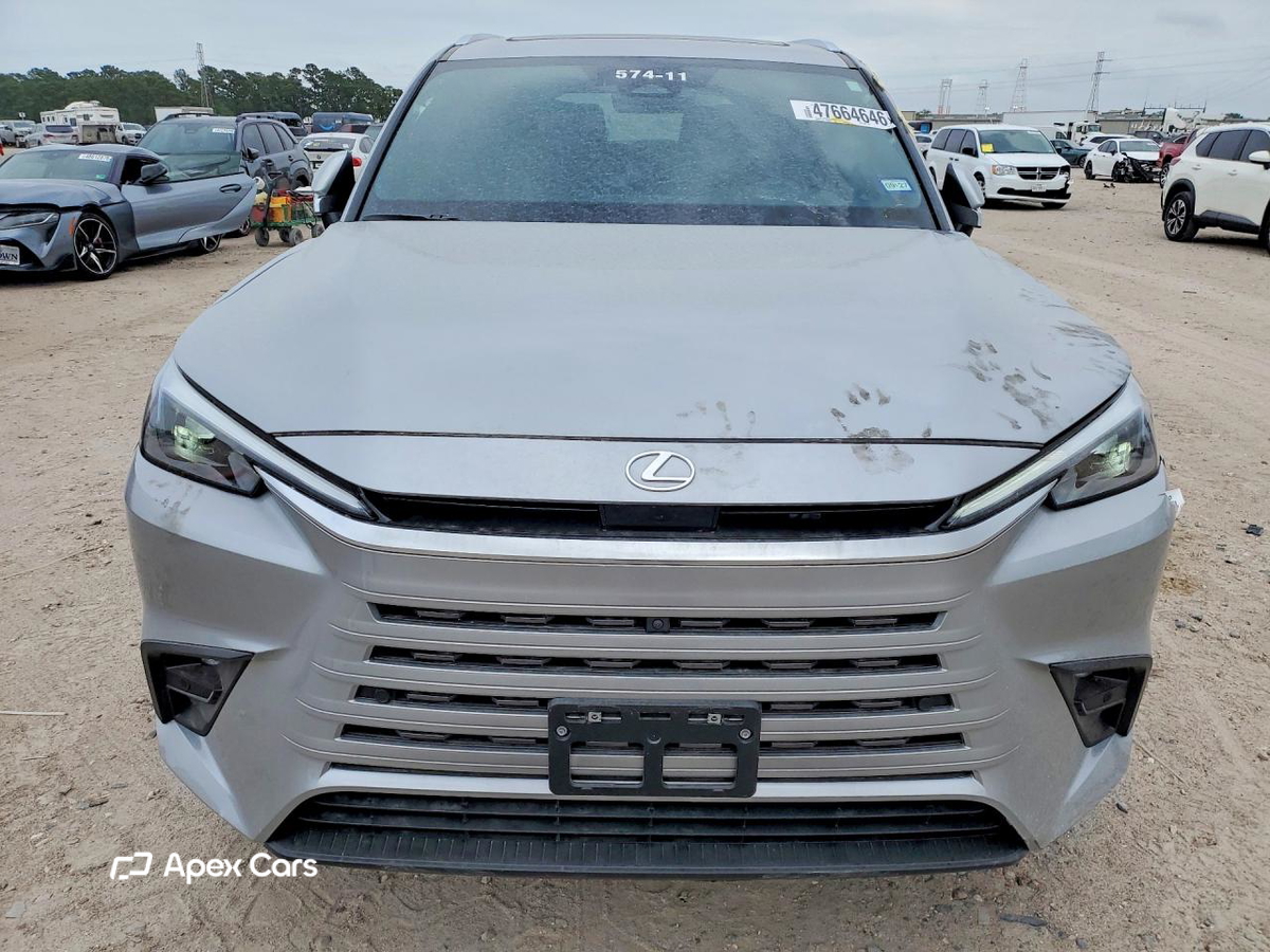 Lexus TX 2026