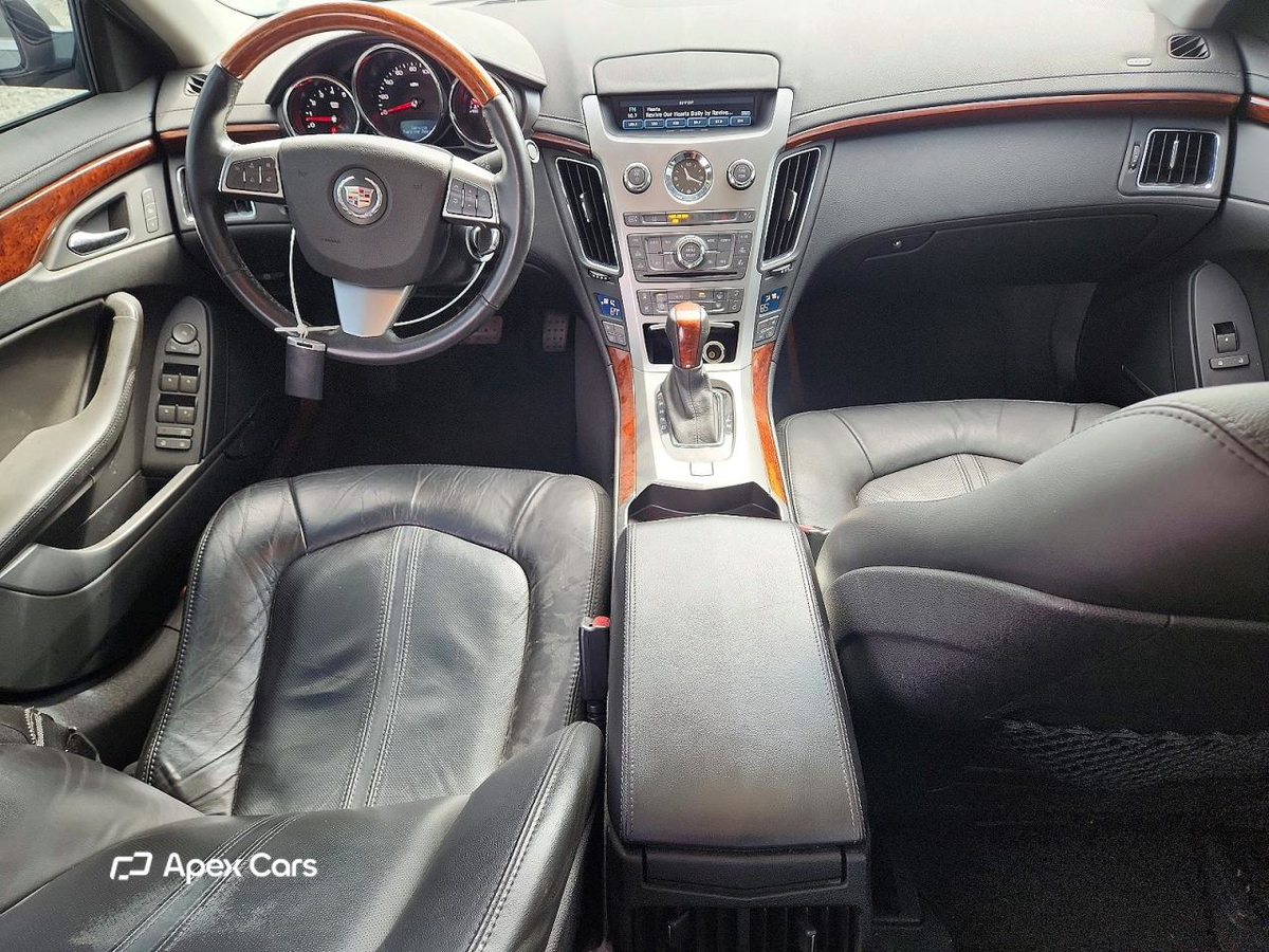 Cadillac CTS 2011
