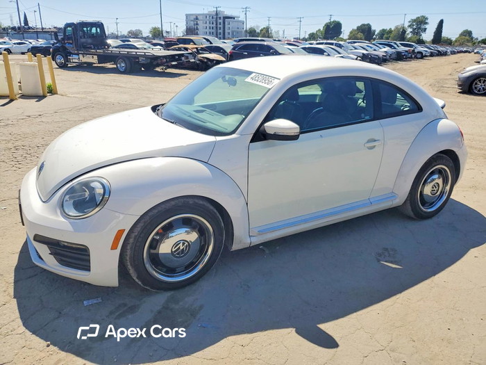 2013 Volkswagen Beetle - Image 1 of 5