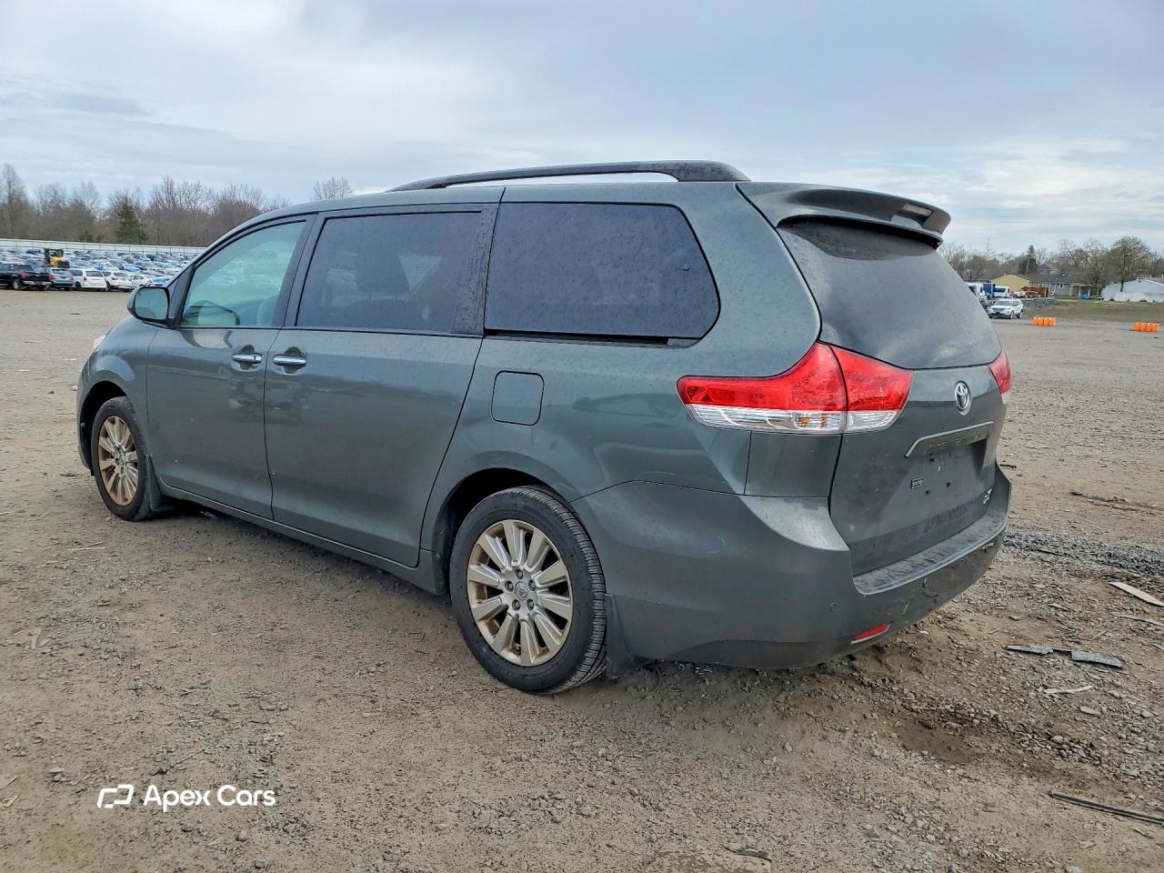 Toyota Sienna 2013