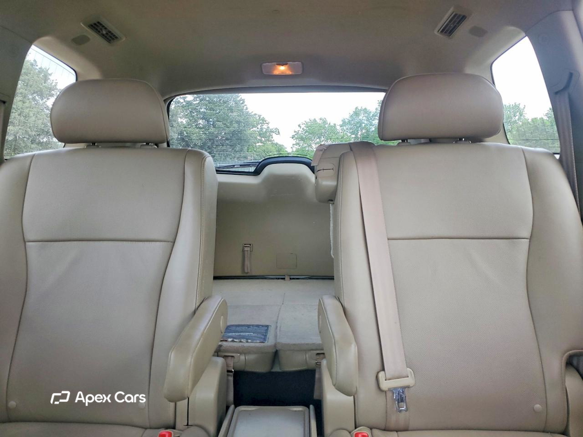 Toyota Highlander 2011