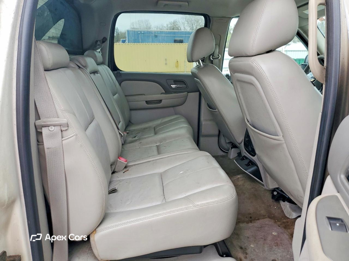 Chevrolet Avalanche 2011