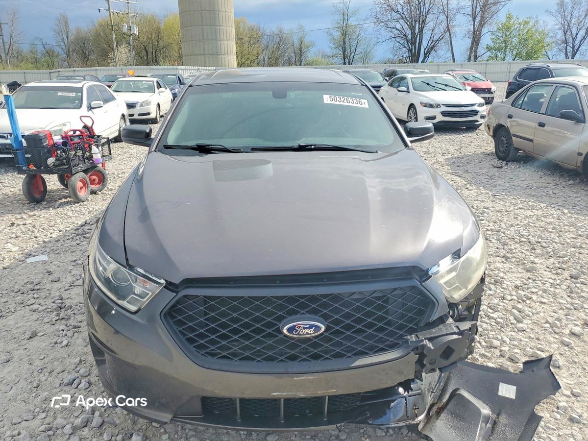 Ford Taurus 2015