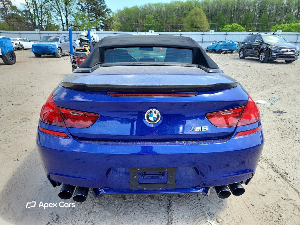 BMW M6 2013