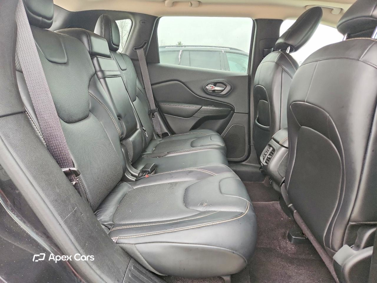 Jeep Cherokee 2016