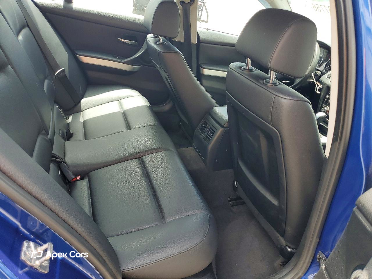 BMW Series 3 2011