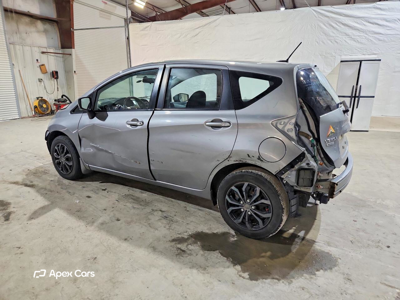 Nissan Versa 2015