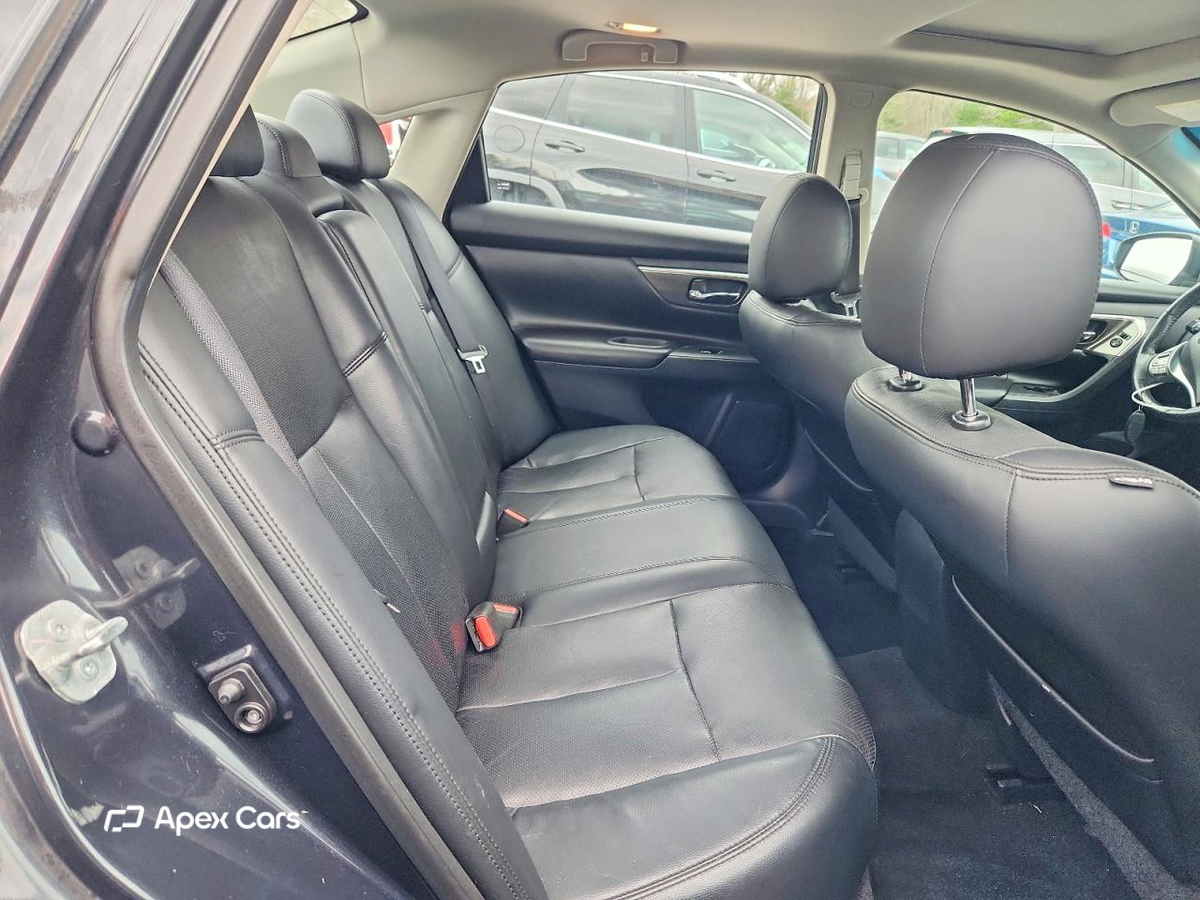 Nissan Altima 2015
