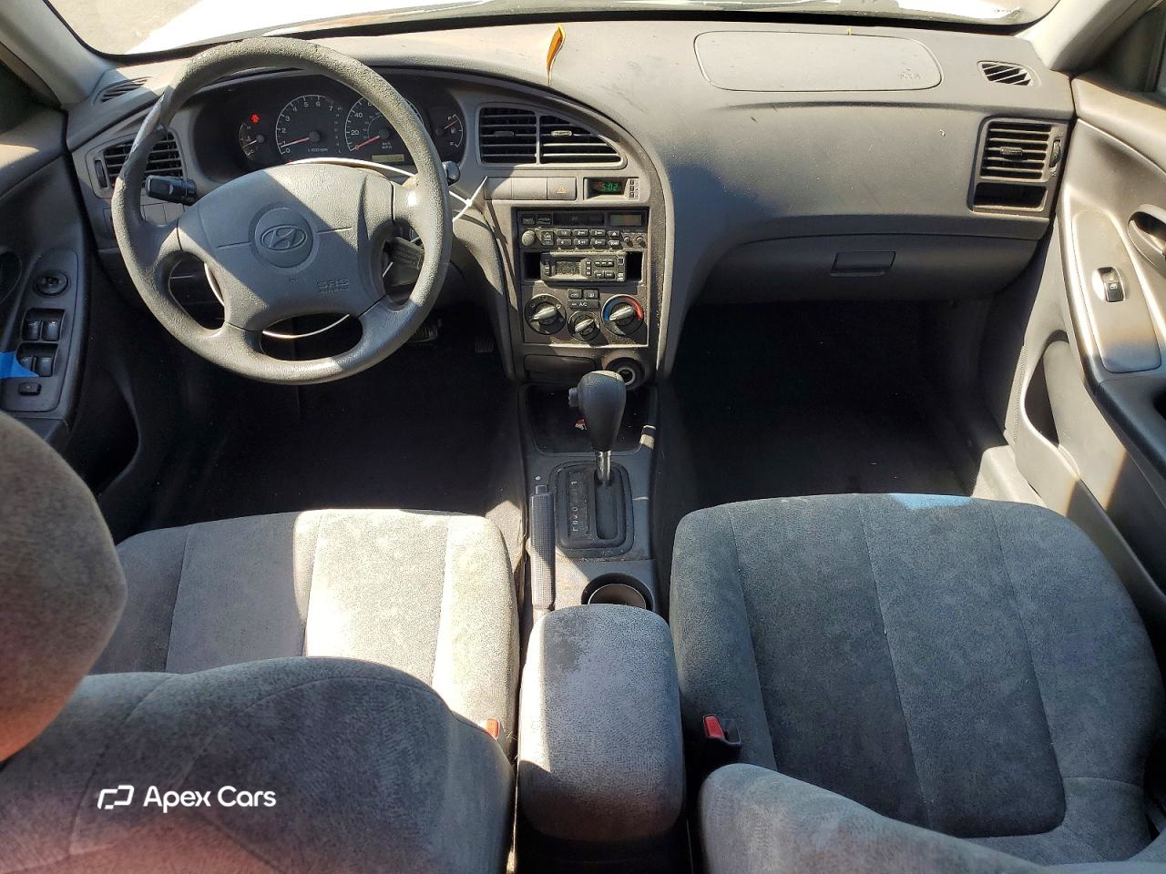 Hyundai Elantra 2002