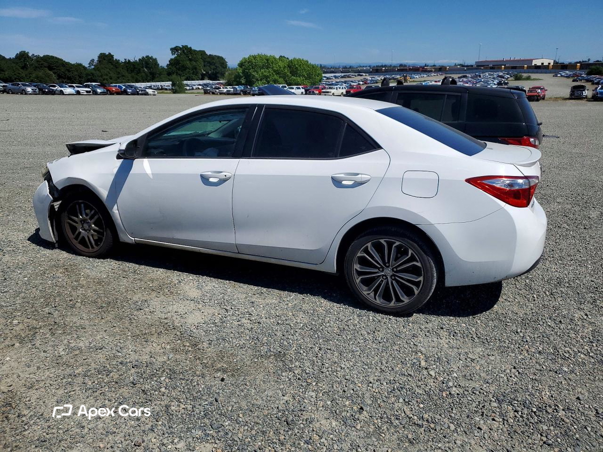 Toyota Corolla 2015