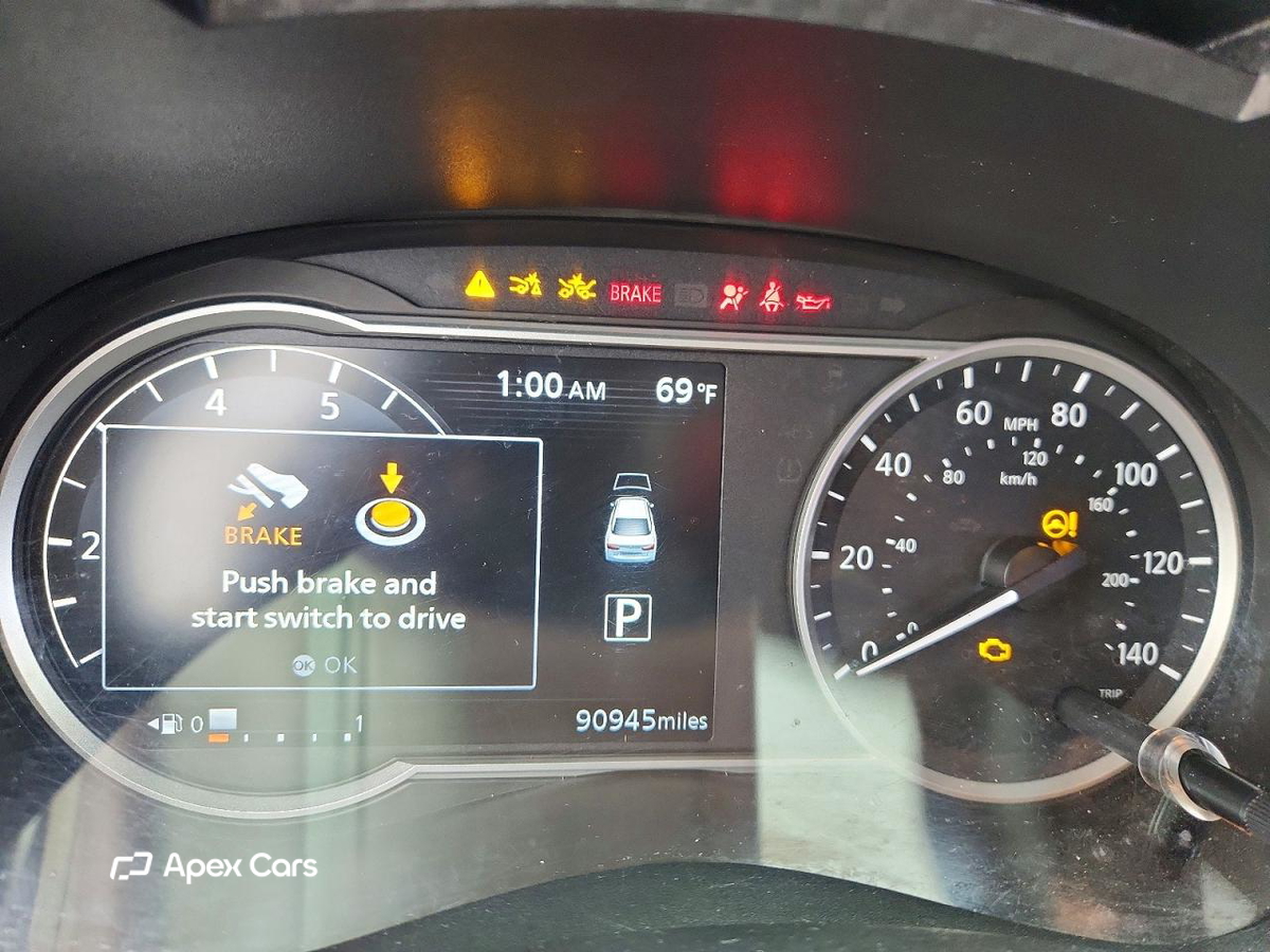 Nissan Versa 2021