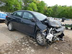 Nissan Versa 2015