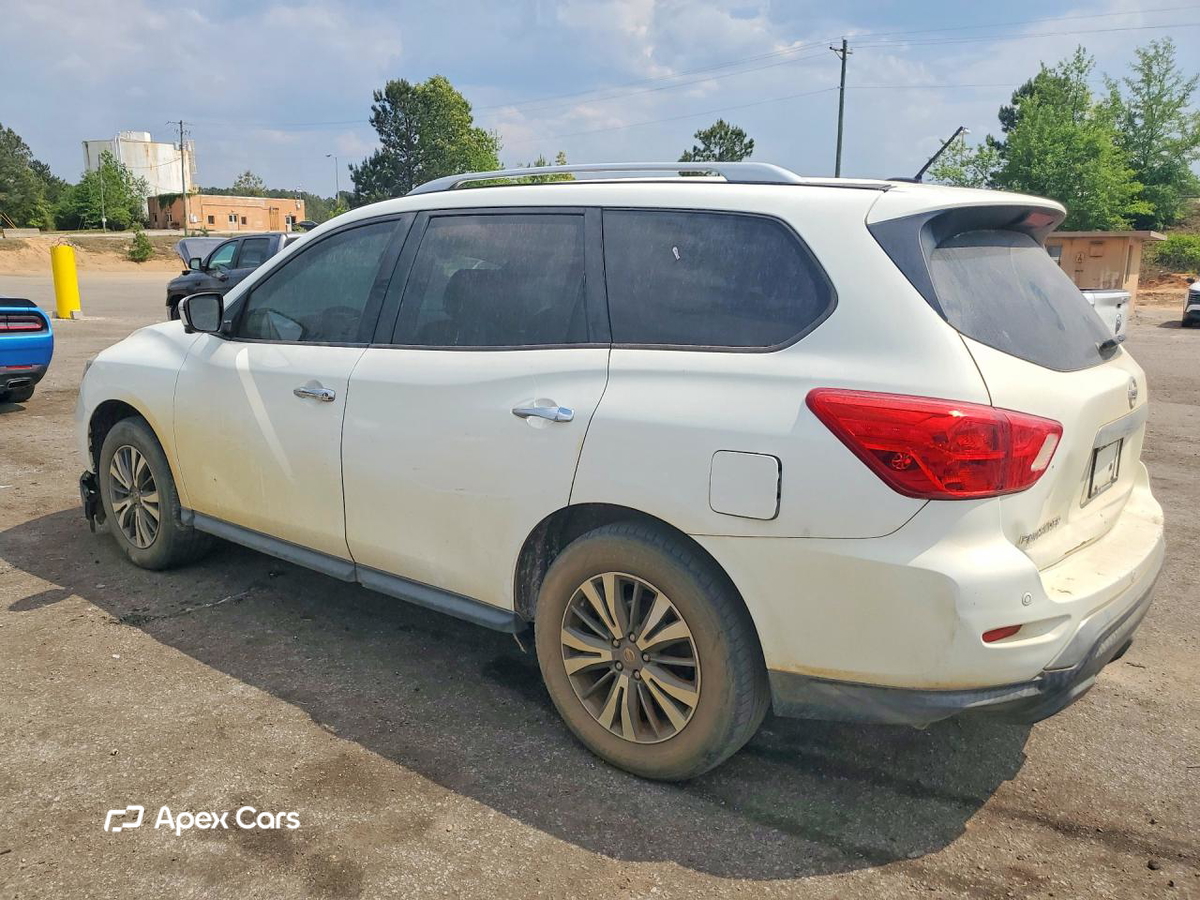Nissan Pathfinder 2018