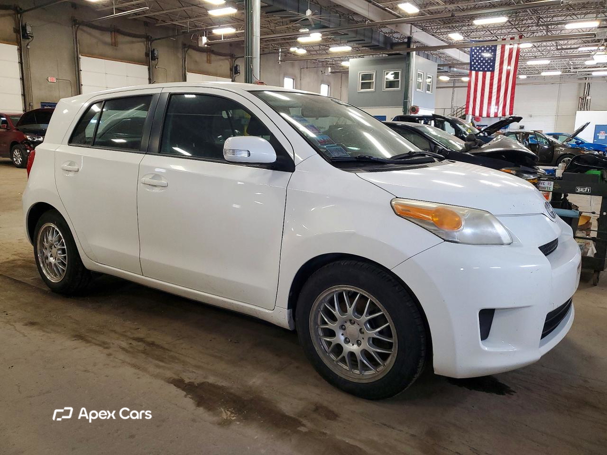 Scion xD 2009