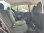 Nissan Versa 2015