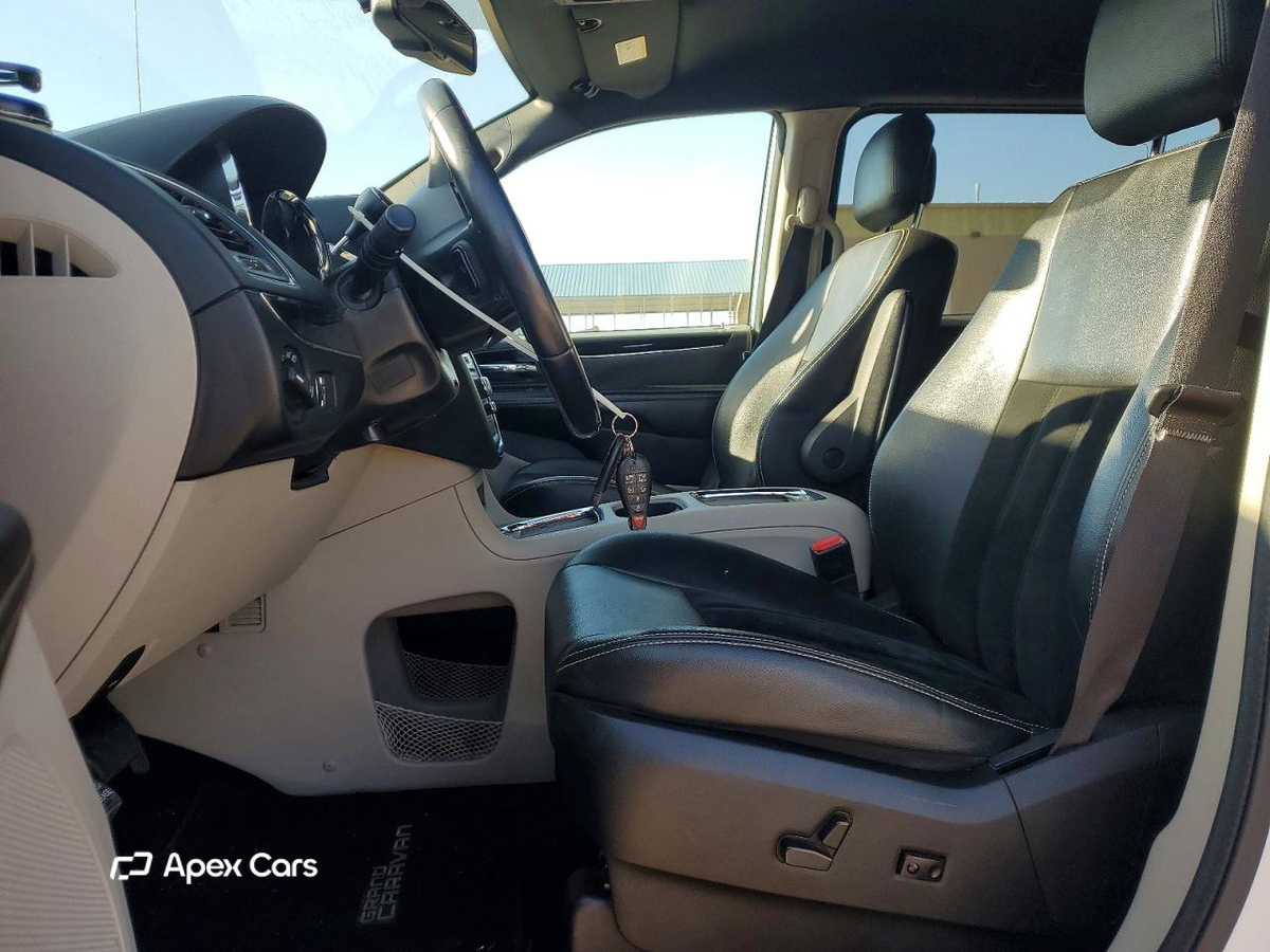 Dodge Caravan 2017