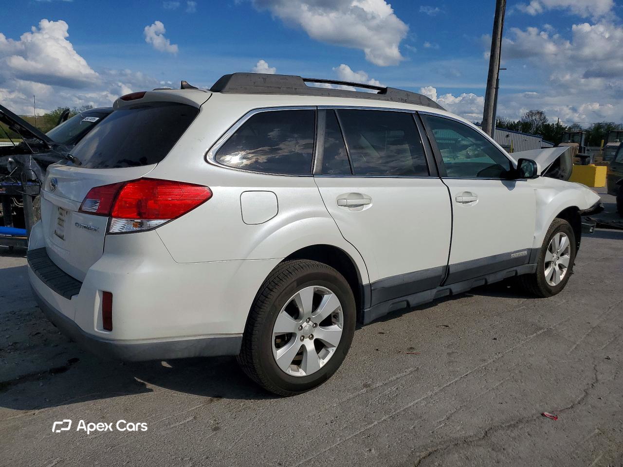 Subaru Outback 2011