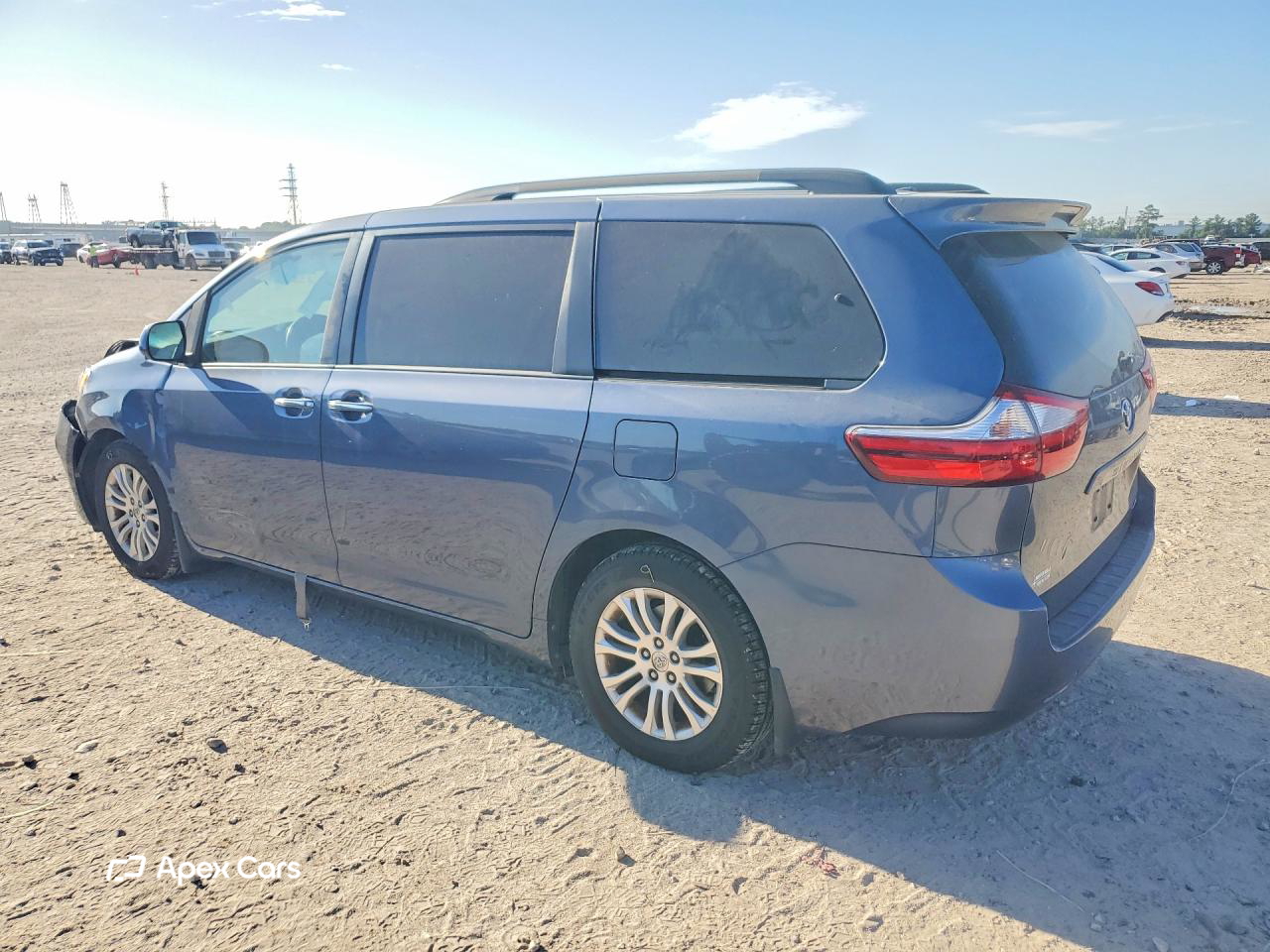 Toyota Sienna 2015