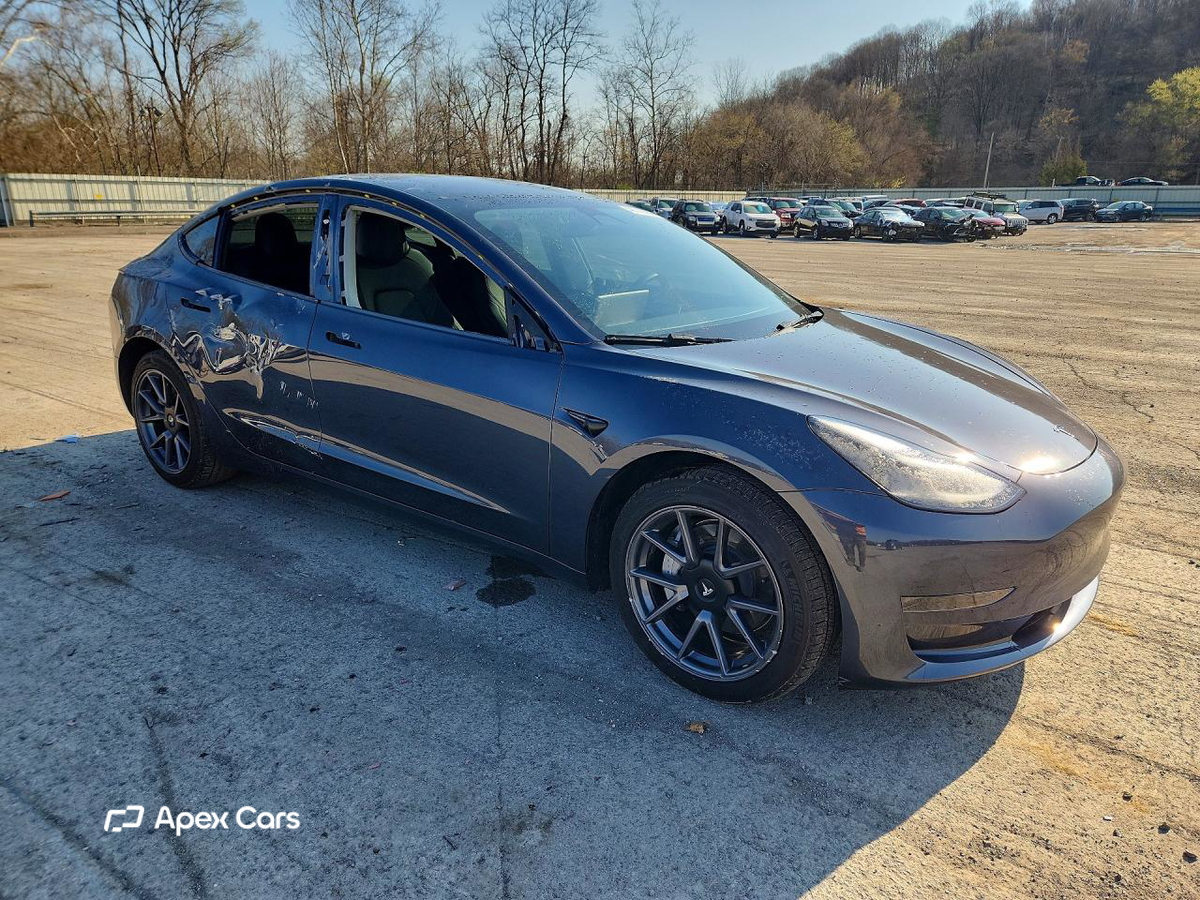 Tesla Model 3 2023