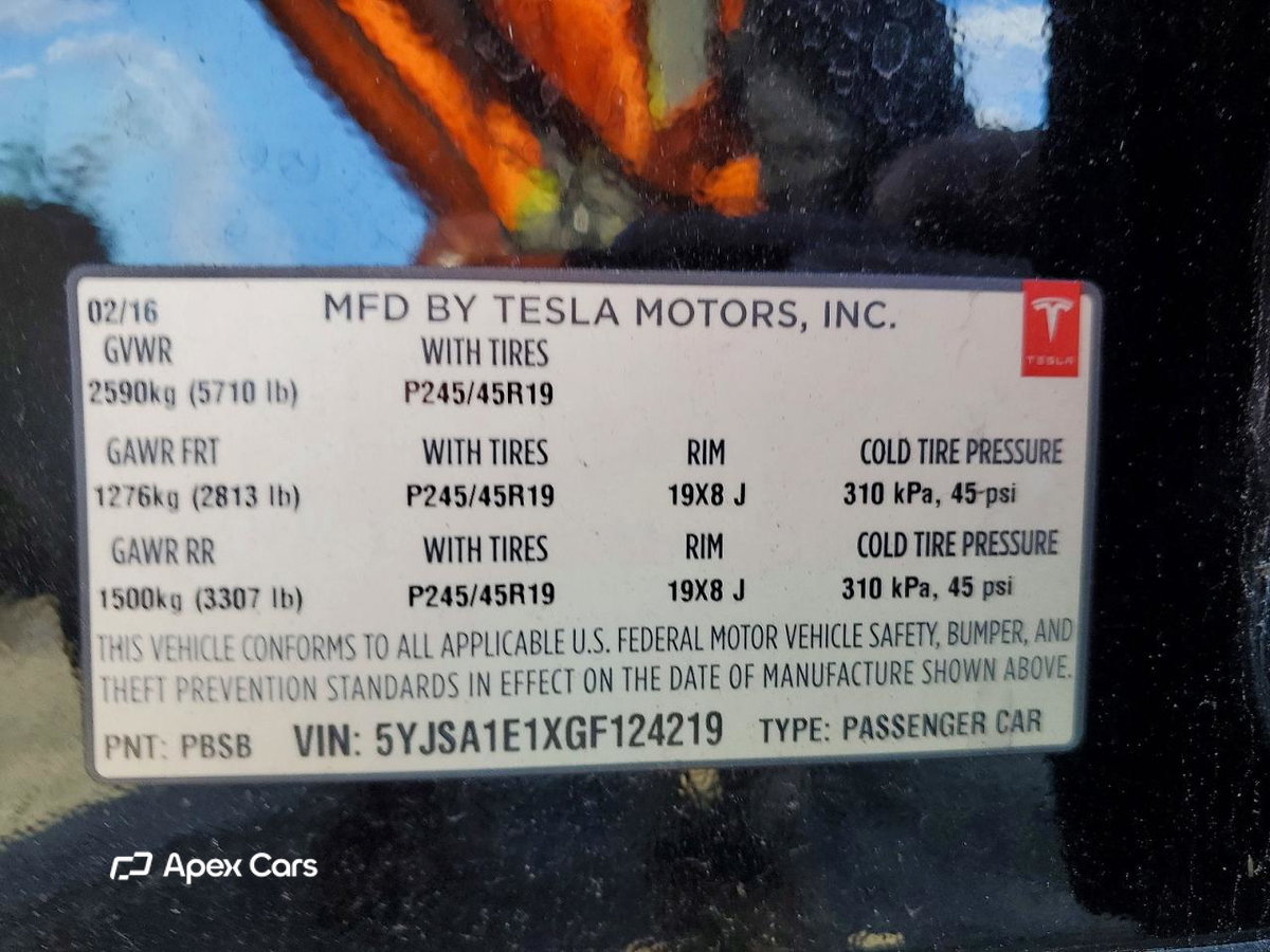 Tesla Model S 2016
