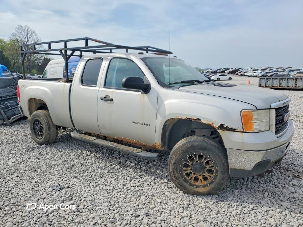 GMC Sierra 2011