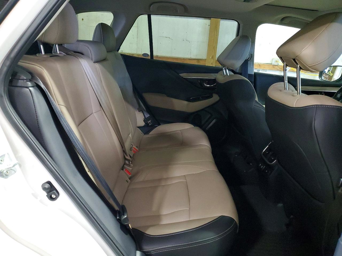 Subaru Outback 2021