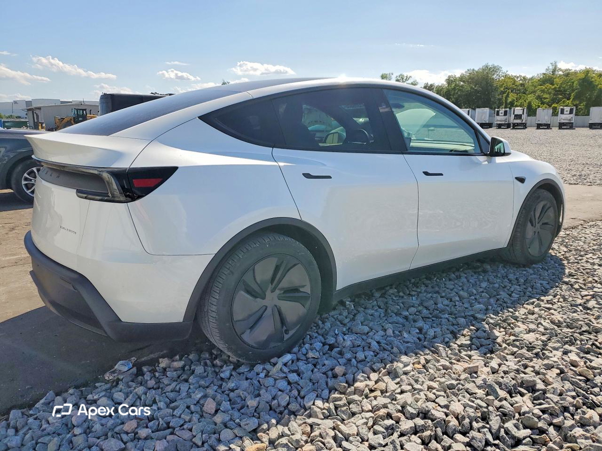 Tesla Model Y 2026