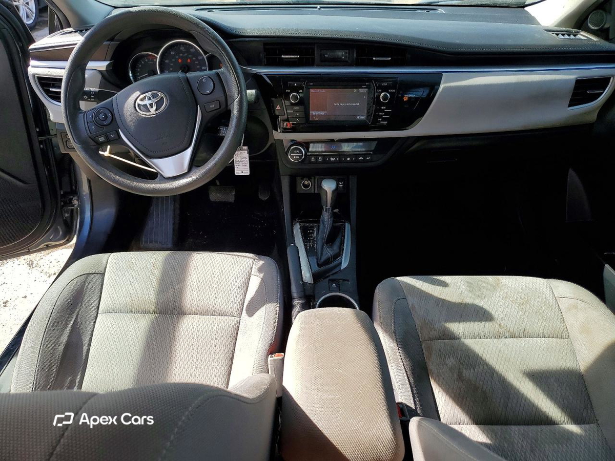 Toyota Corolla 2015