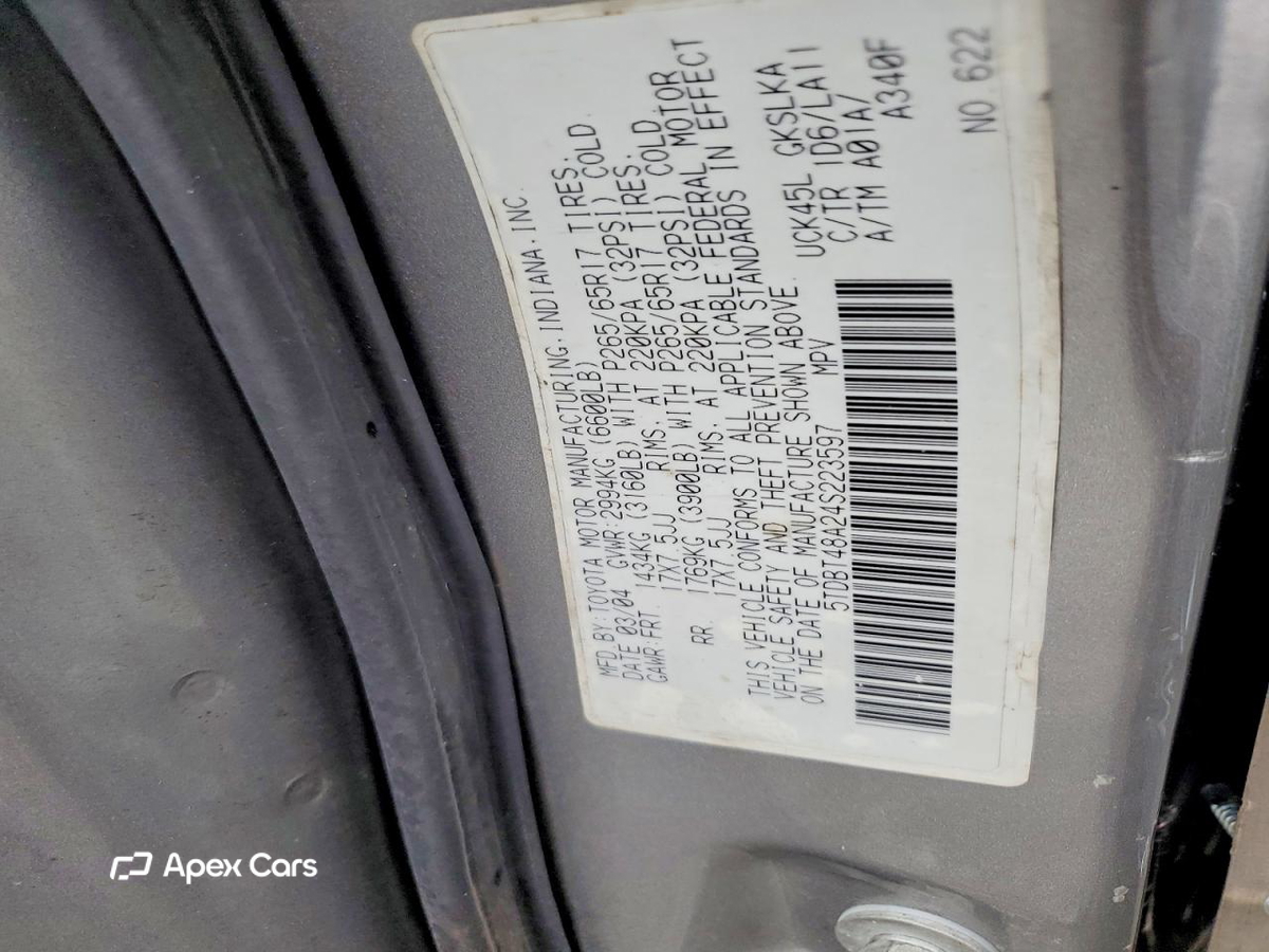 Toyota Sequoia 2004