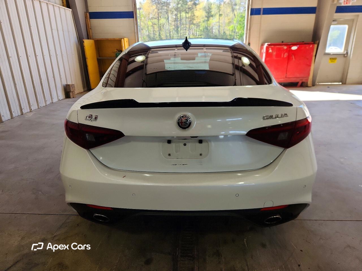 Alfa Romeo Giulia 2017