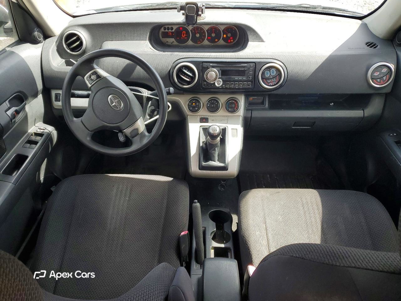 Toyota  2010