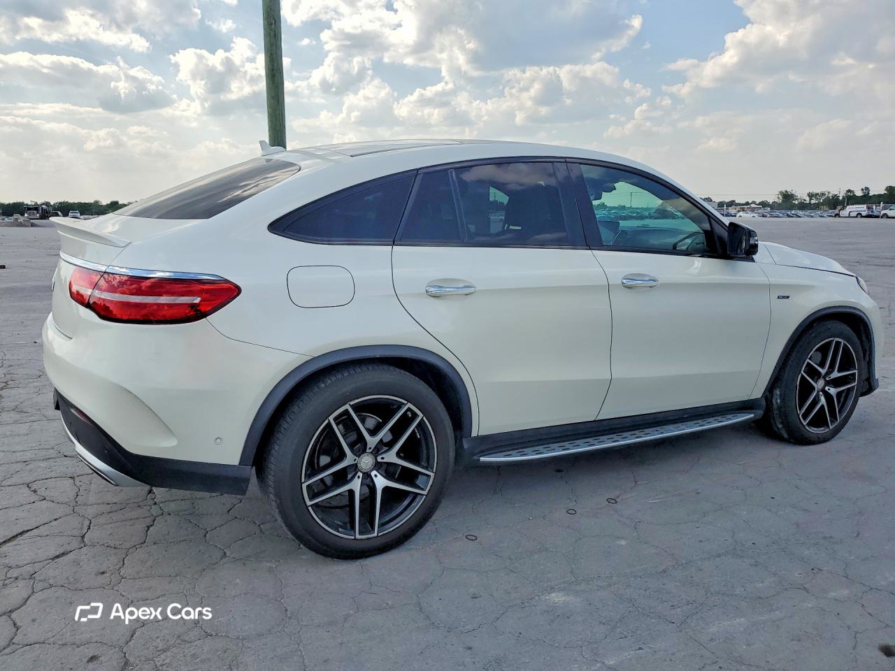 Mercedes-Benz GLE 2016