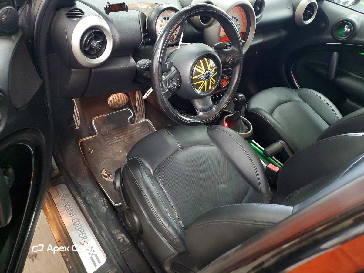 MINI Cooper 2011