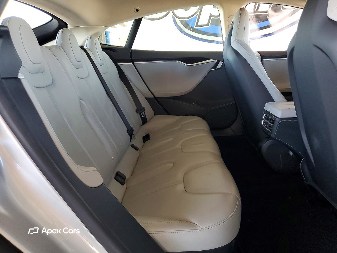 Tesla Model S 2013