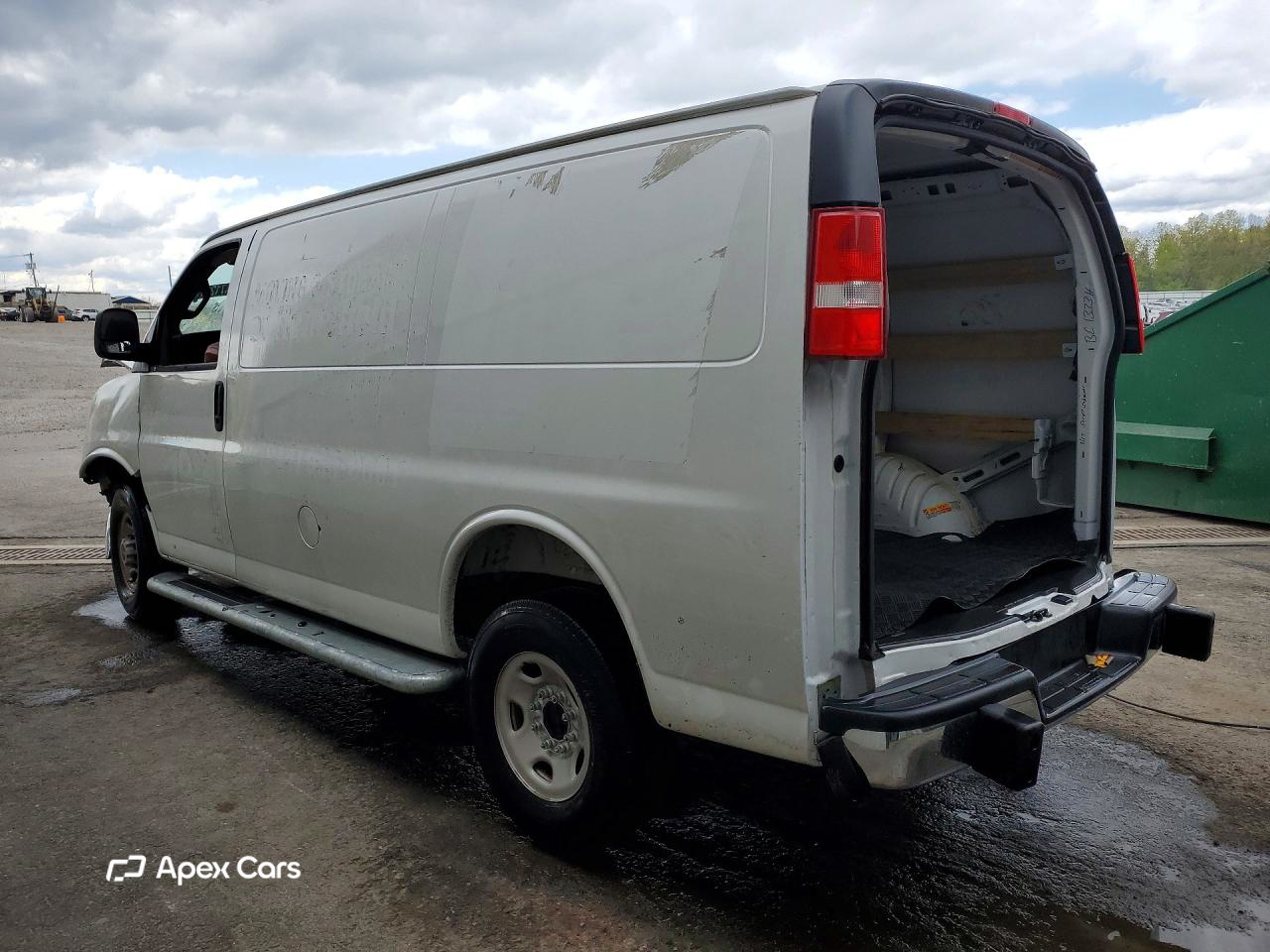 GMC Savana 2025