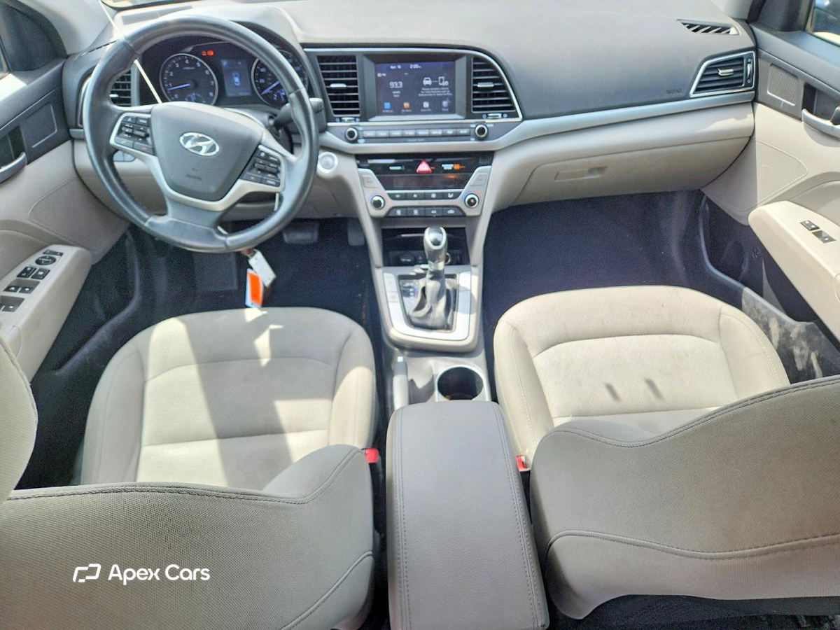 Hyundai Elantra 2017
