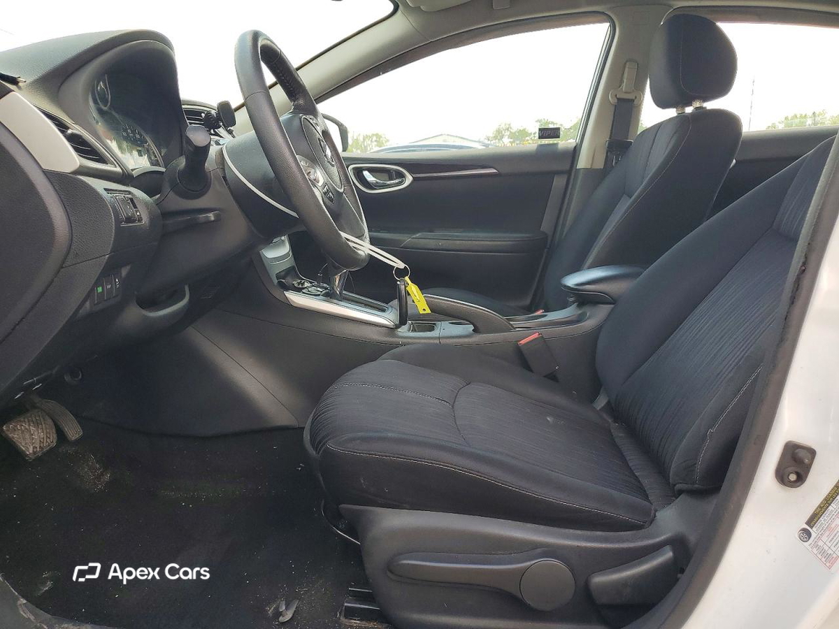 Nissan Sentra 2016