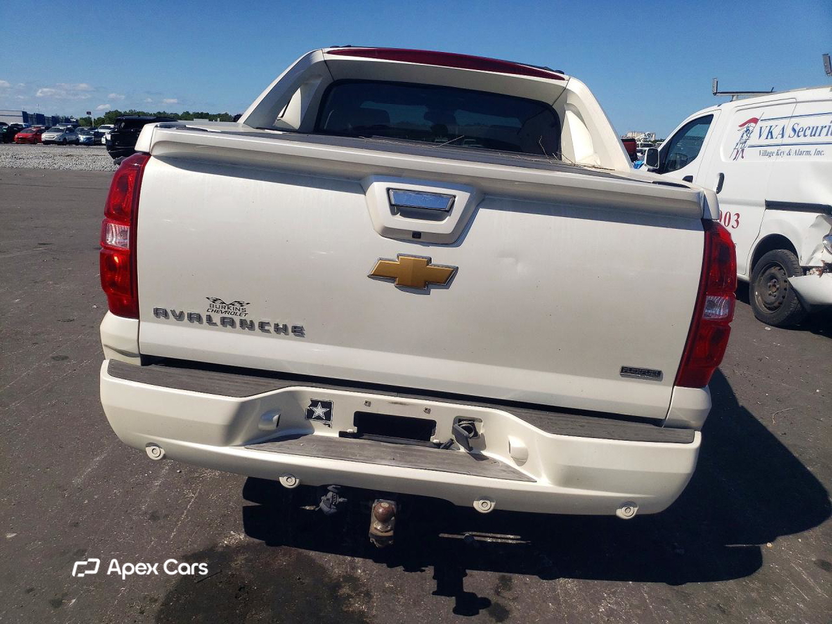 Chevrolet Avalanche 2012