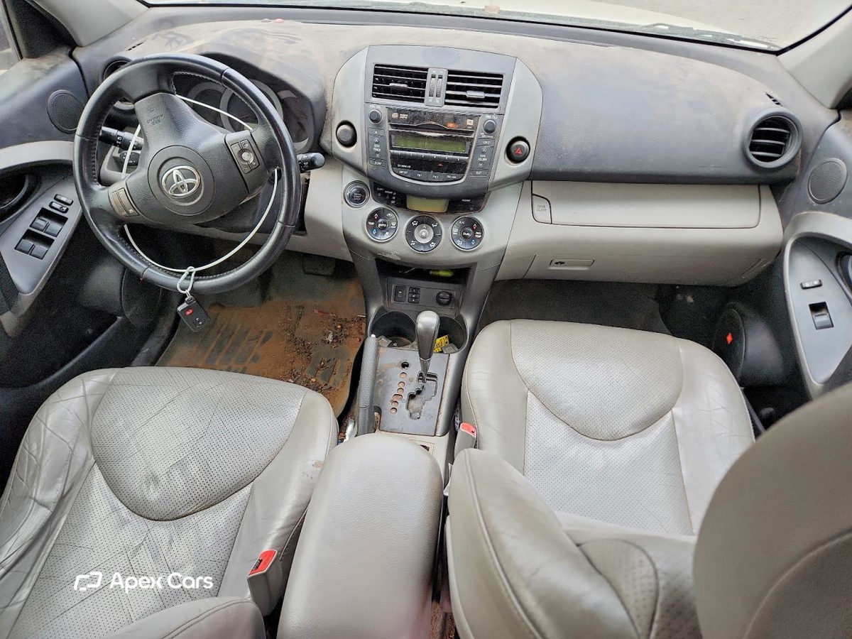 Toyota RAV 4 2011
