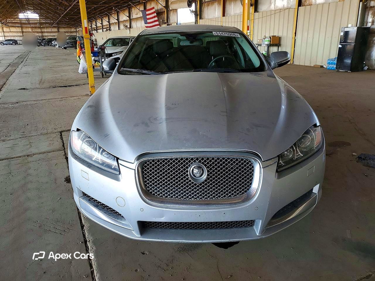 Jaguar XF 2013