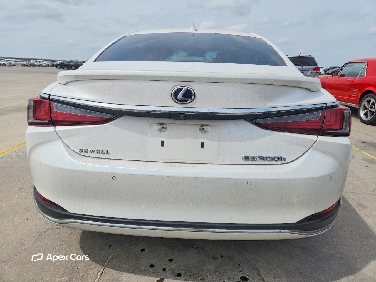 Lexus ES 2020